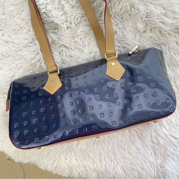 ARCADIA Electric Blue Shoulder HandBag, Shiny Leather zip top closure - Picture 3 of 8